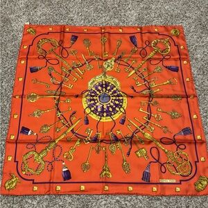 NWT Hermes Carre 90 Silk Scarf LES CLES Key Pattern Orange